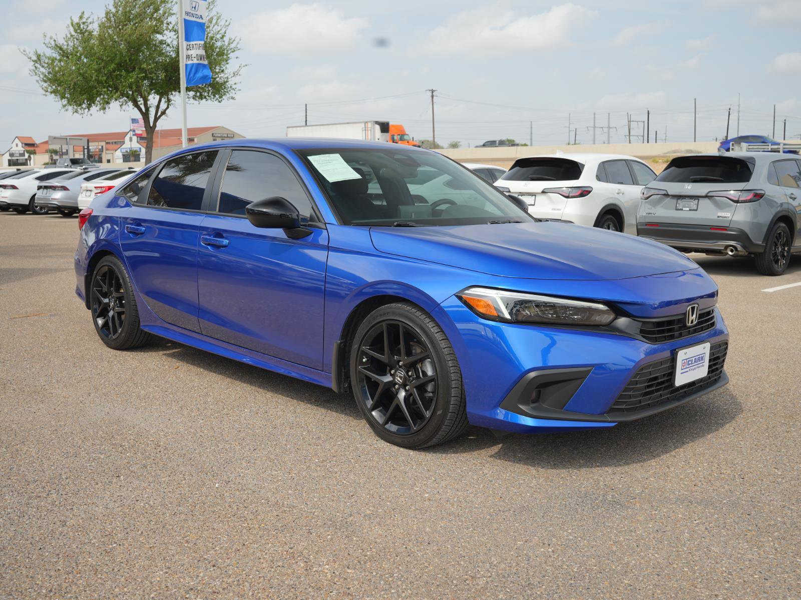 Used 2024 Honda Civic Sport image 3