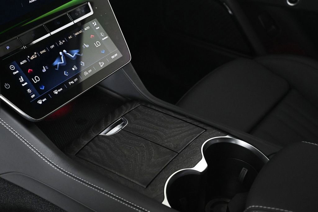 New 2025 Maserati Grecale GT image 21