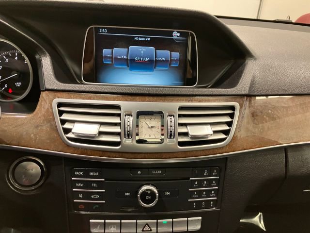 Used 2016 Mercedes-Benz E 350 4MATIC image 40