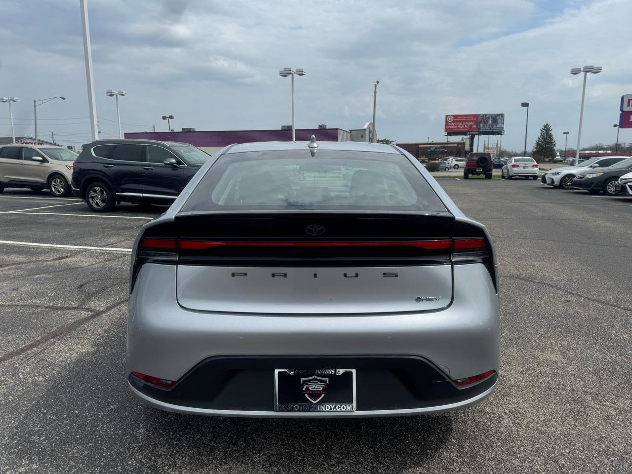 Used 2025 Toyota Prius LE image 14