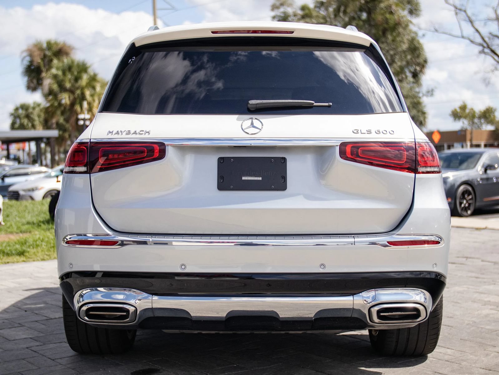 Used 2022 Mercedes-Benz Maybach GLS 600 4MATIC image 15