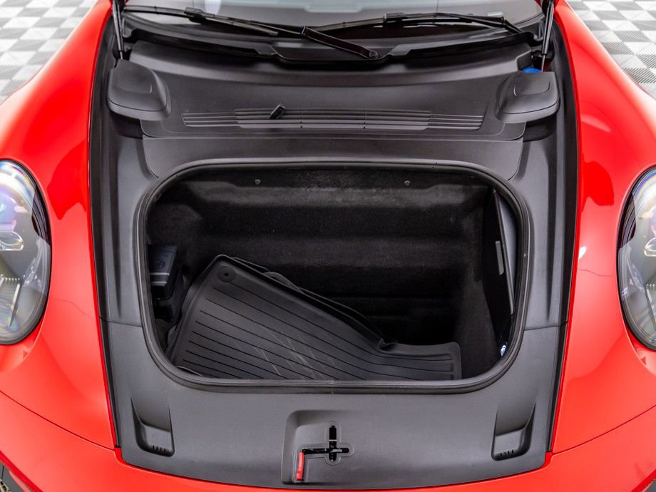 Certified 2025 Porsche 911 Carrera image 28