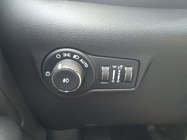 Certified 2025 Jeep Compass Limited w/ High Altitude Package AWD/4WD image 12