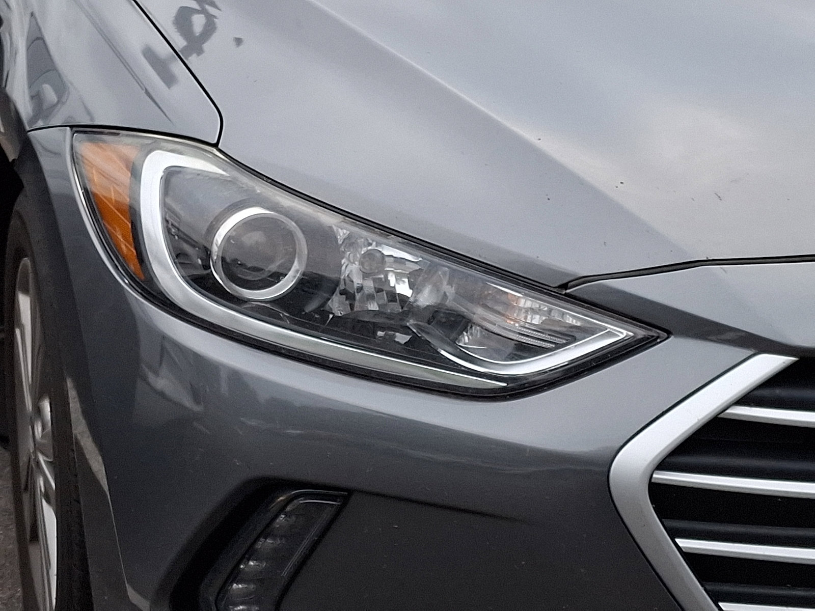 Used 2018 Hyundai Elantra Value Edition w/ Cargo Package FWD image 7