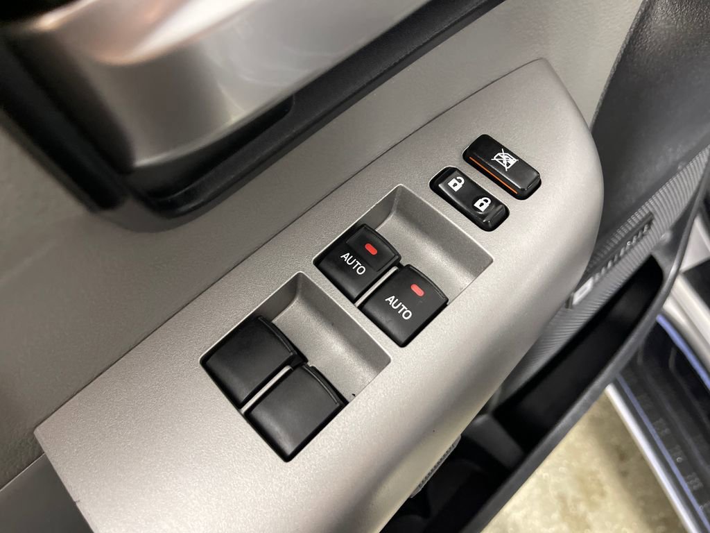 Used 2008 Toyota Sequoia Platinum image 16