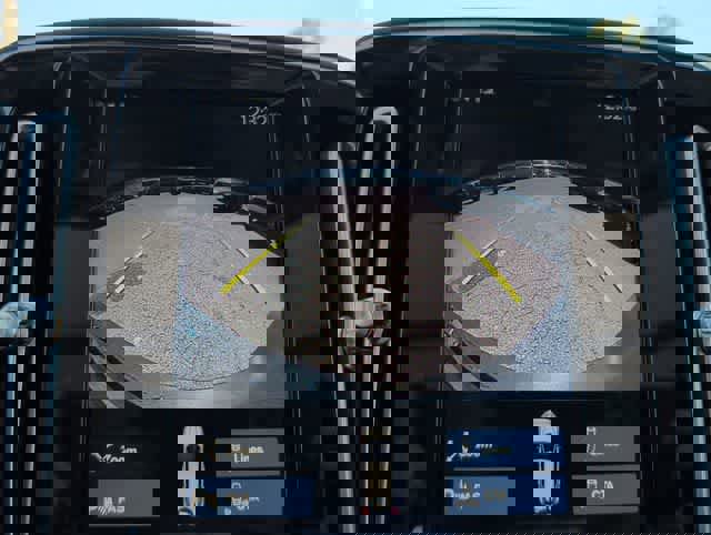 Used 2021 Volvo XC40 T5 Momentum w/ Protection Package Premier image 29