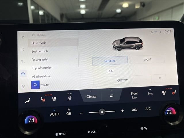 Used 2024 Lexus RX 350 AWD w/ Convenience Package image 32