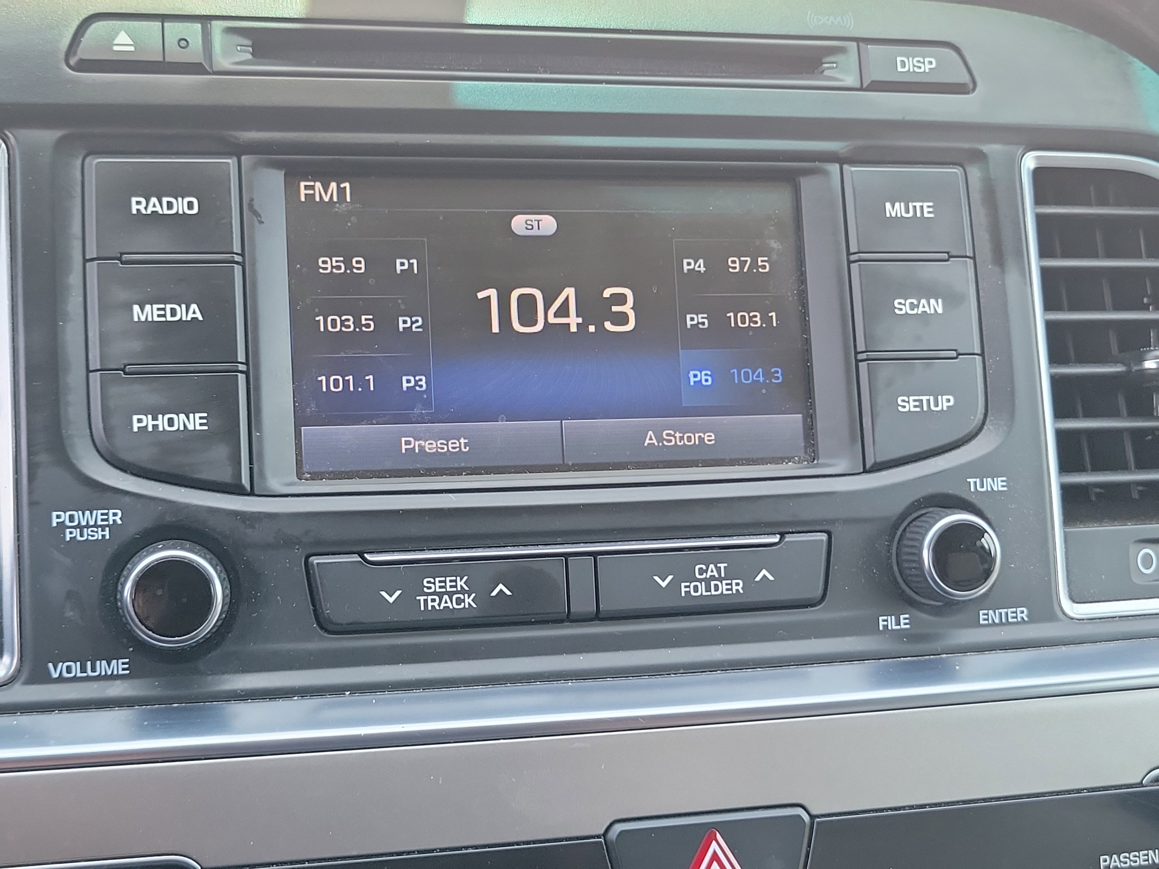 Used 2015 Hyundai Sonata SE w/ Option Group 02 image 15