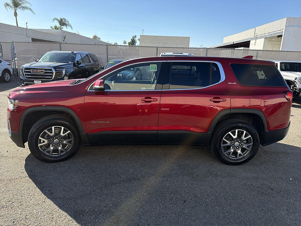 Used 2023 GMC Acadia SLE FWD image 8