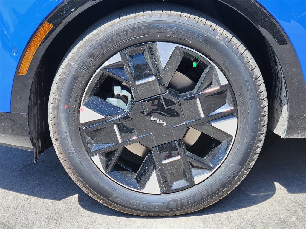 New 2026 Kia Sportage SX image 7