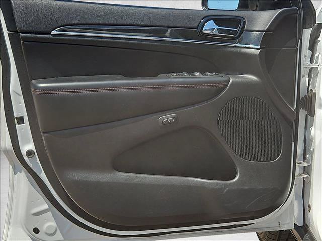 Used 2019 Jeep Grand Cherokee Trailhawk AWD/4WD image 10