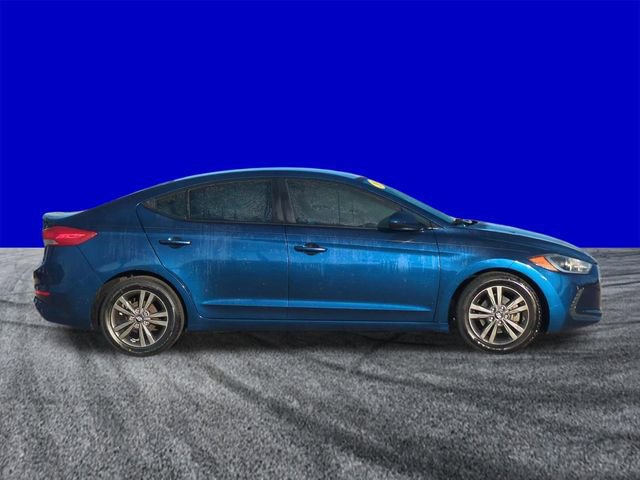 Used 2017 Hyundai Elantra SE image 3