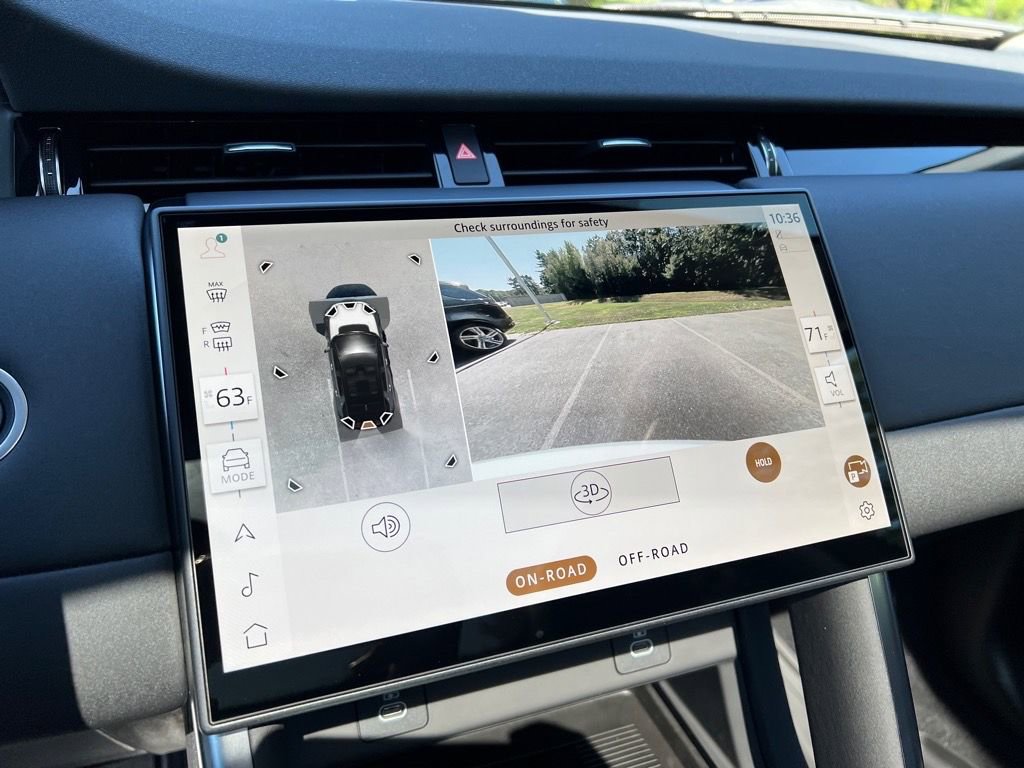 New 2025 Land Rover Discovery Sport S image 22