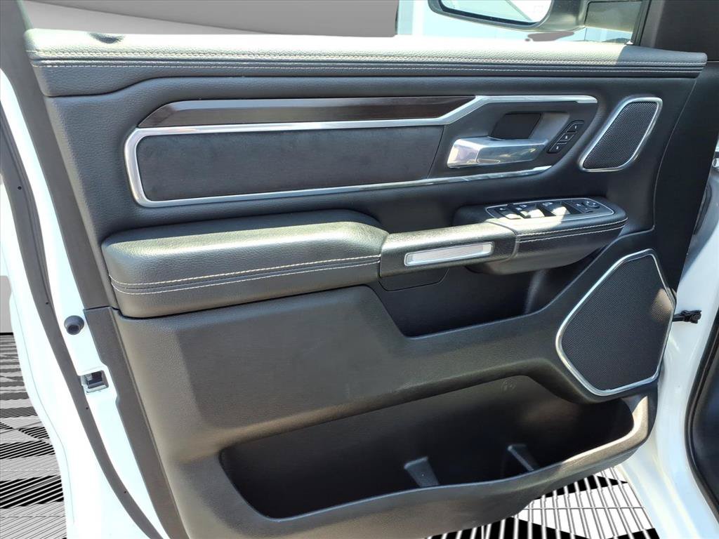Used 2022 RAM 1500 Laramie AWD/4WD image 21