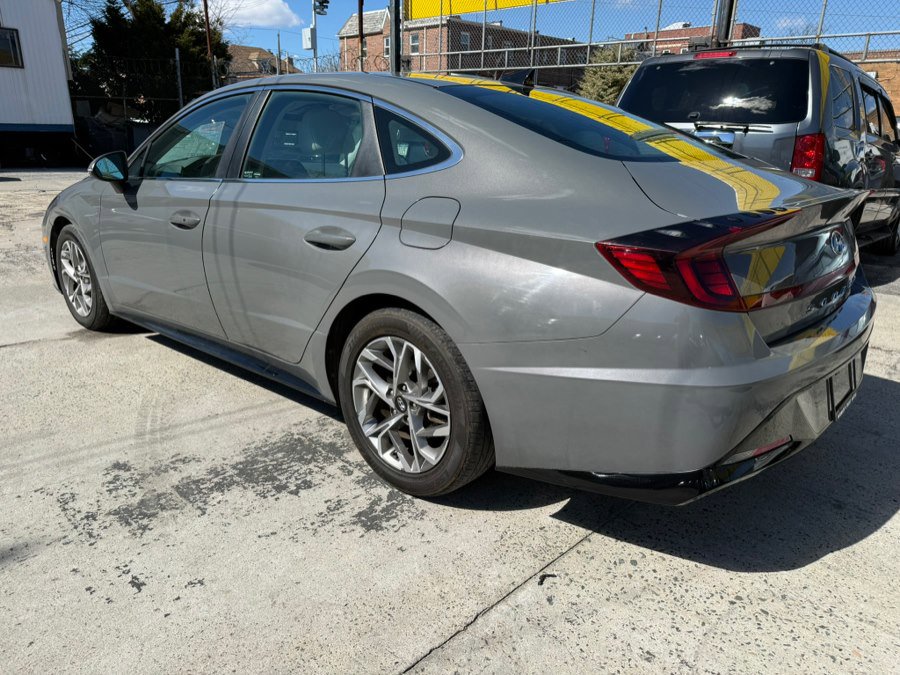 Used 2021 Hyundai Sonata SEL FWD image 6
