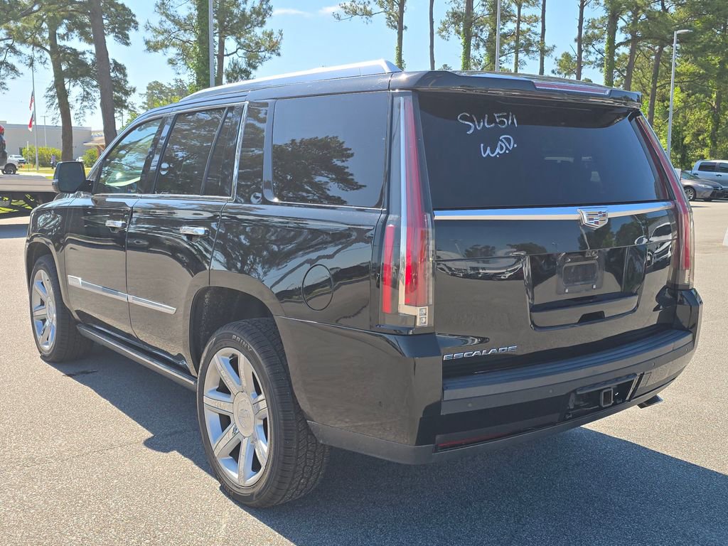 Used 2017 Cadillac Escalade Premium Luxury AWD/4WD image 5