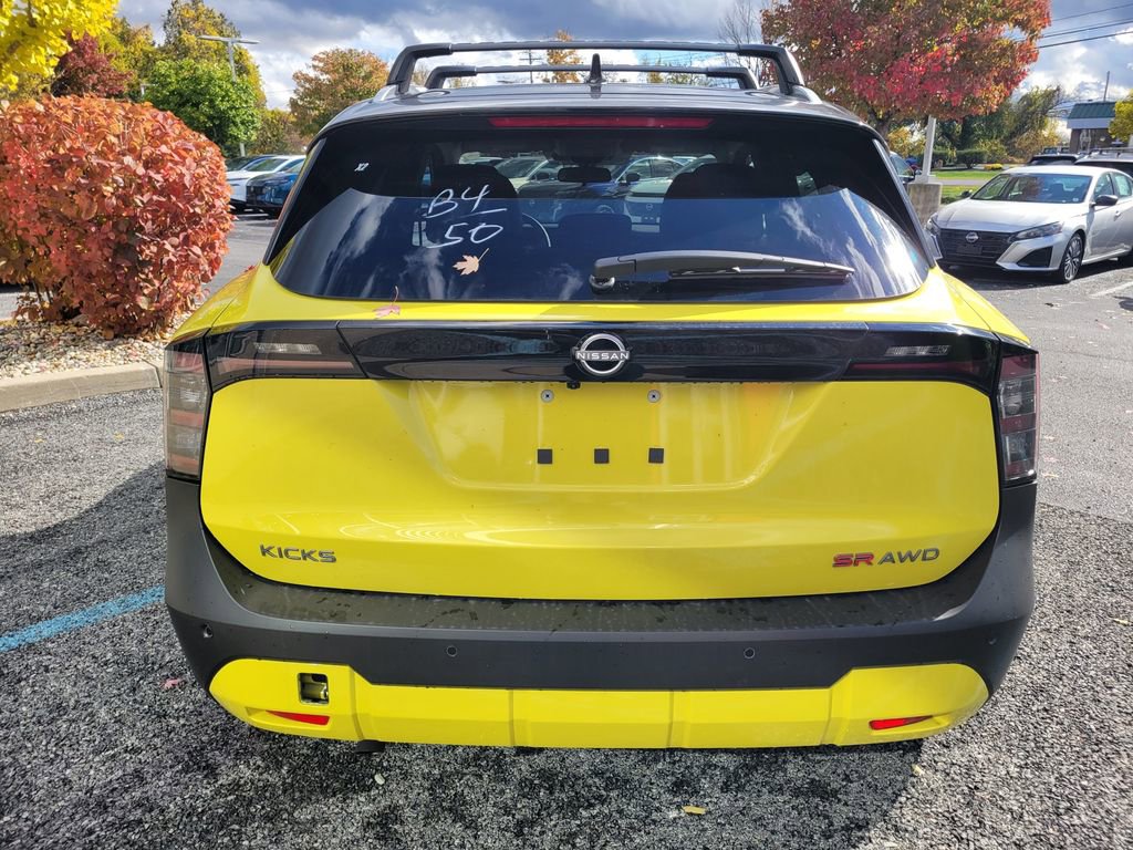 New 2026 Nissan Kicks SR w/ Cold Weather Package image 7