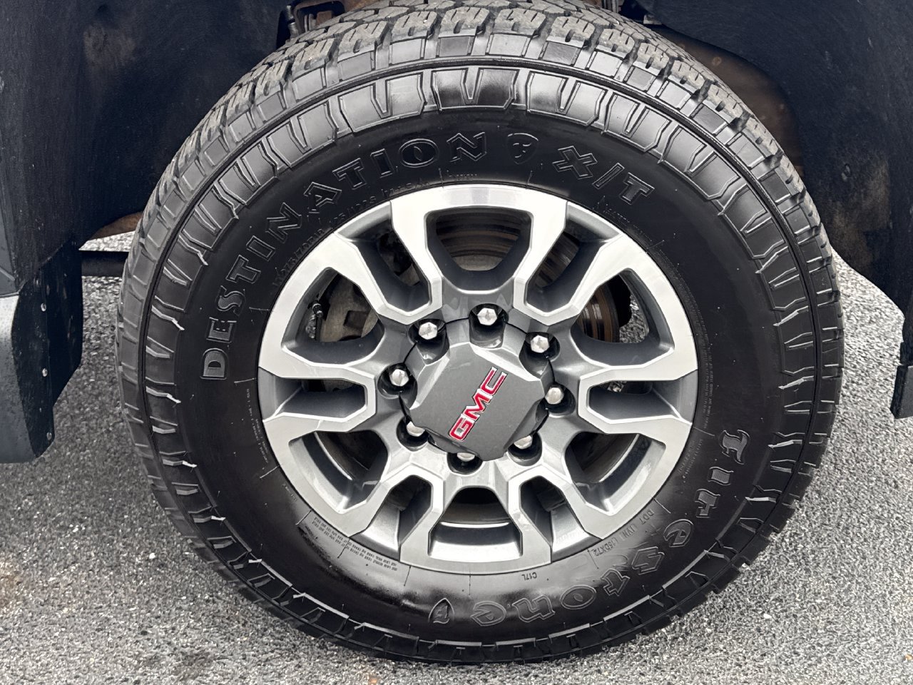 Used 2024 GMC Sierra 3500 SLE w/ SLE Value Package AWD/4WD image 9