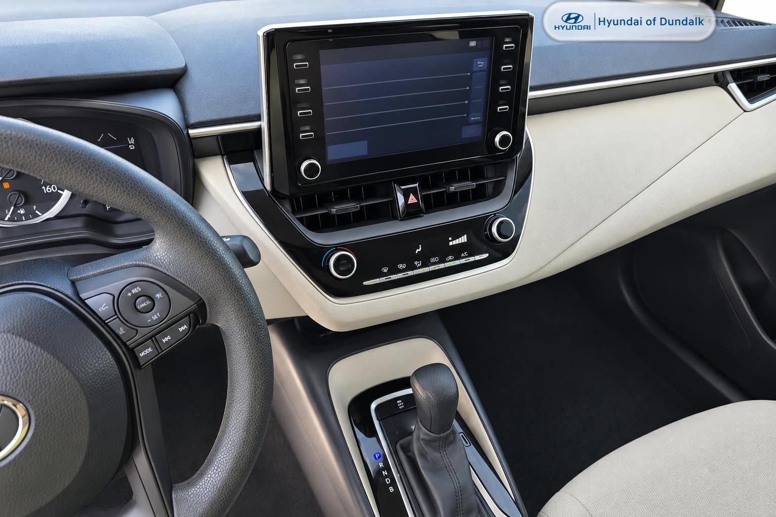 Used 2020 Toyota Corolla LE FWD image 10