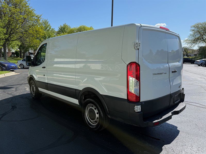 Used 2018 Ford Transit 150 130 Low Roof RWD image 7
