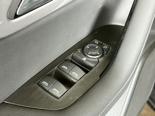 New 2026 Chevrolet Blazer LT image 18