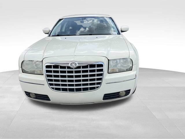 Used 2008 Chrysler 300 Touring w/ Comfort/Convenience Group RWD image 8