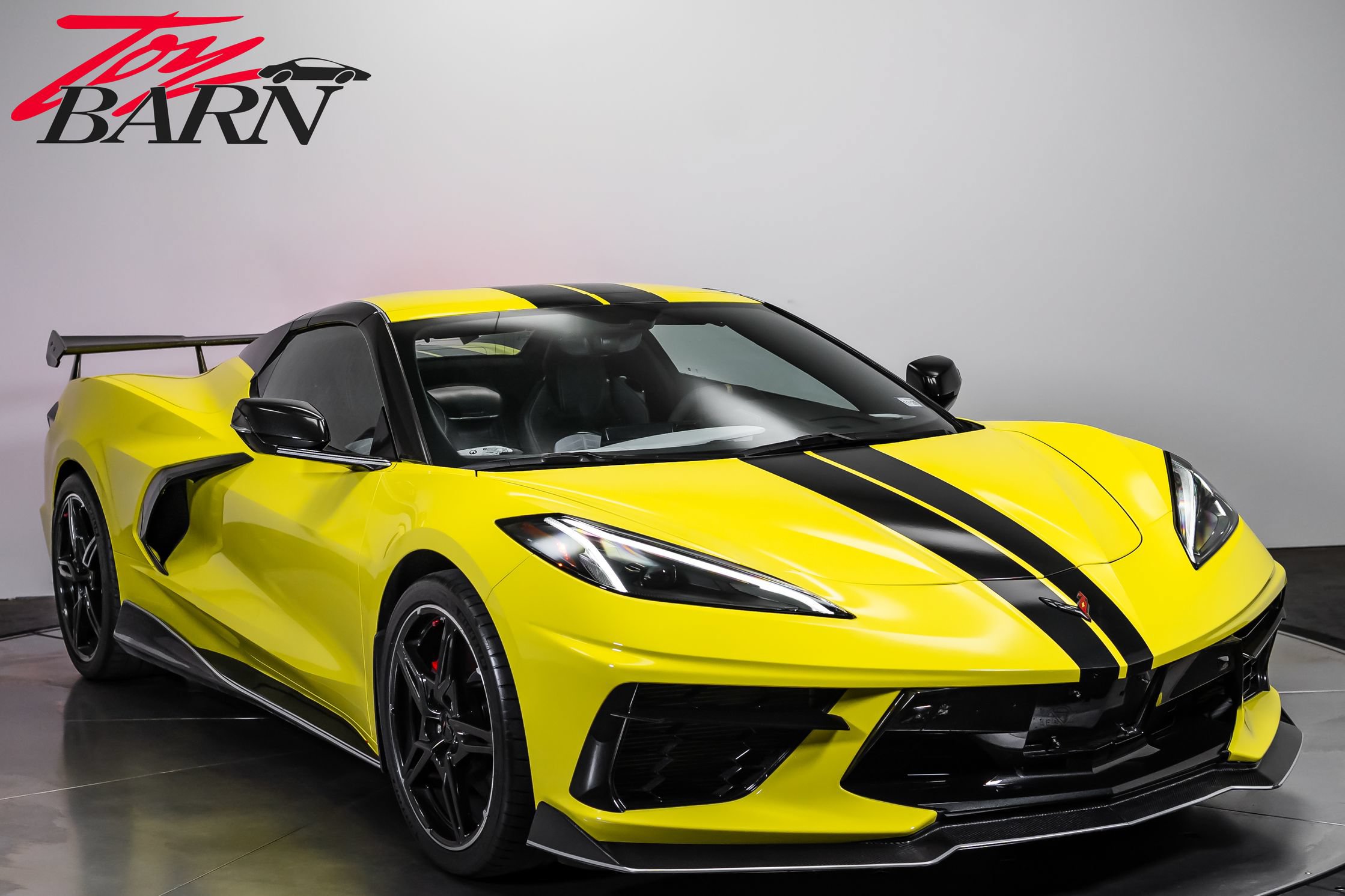 Used 2021 Chevrolet Corvette Stingray Premium Conv w/ Z51 Performance Package RWD image 15