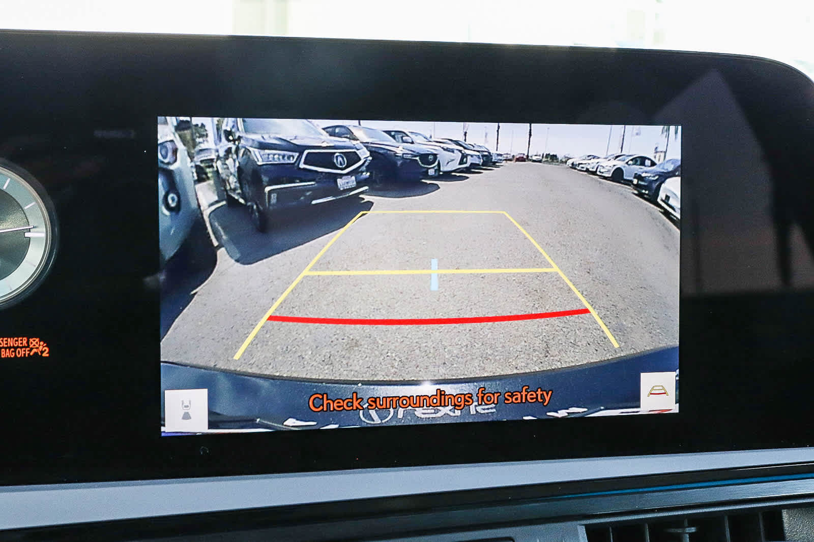 Used 2025 Lexus ES 300h w/ Premium Package FWD image 32