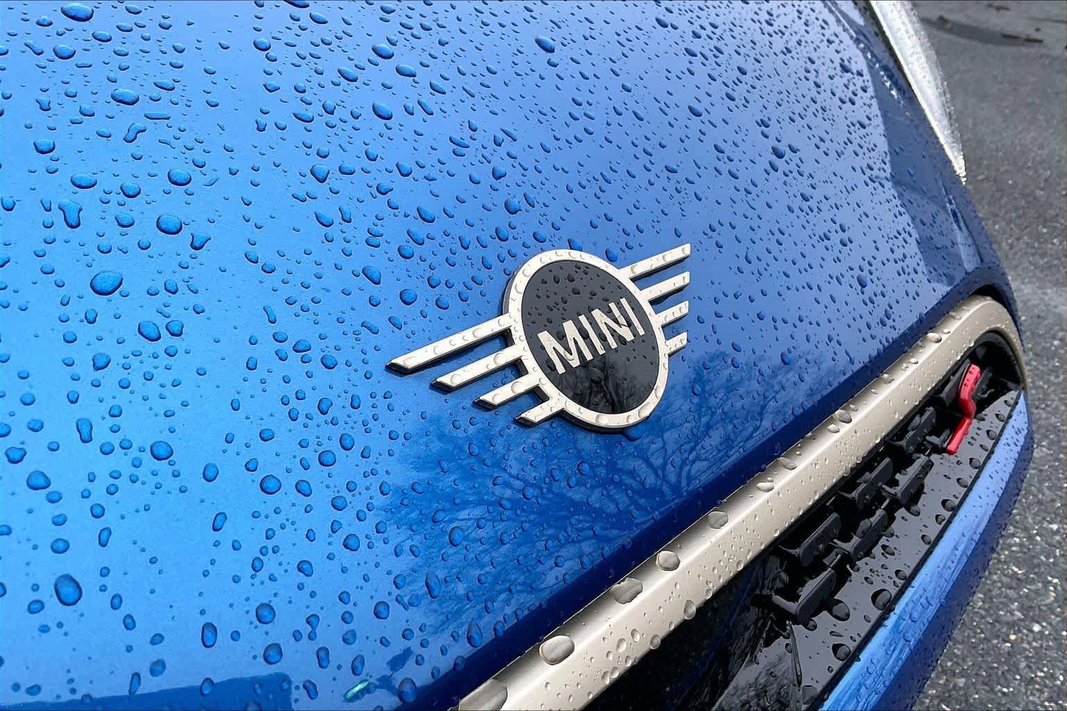 Used 2025 MINI Cooper S FWD image 9