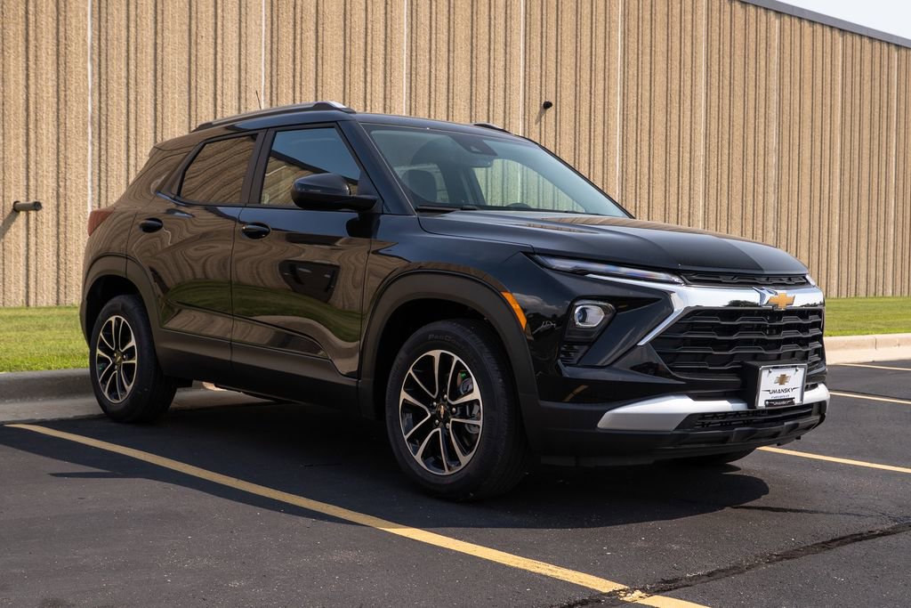 New 2026 Chevrolet TrailBlazer LT w/ Convenience Package image 2