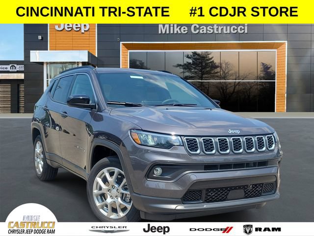 Certified 2024 Jeep Compass Latitude AWD/4WD image 1