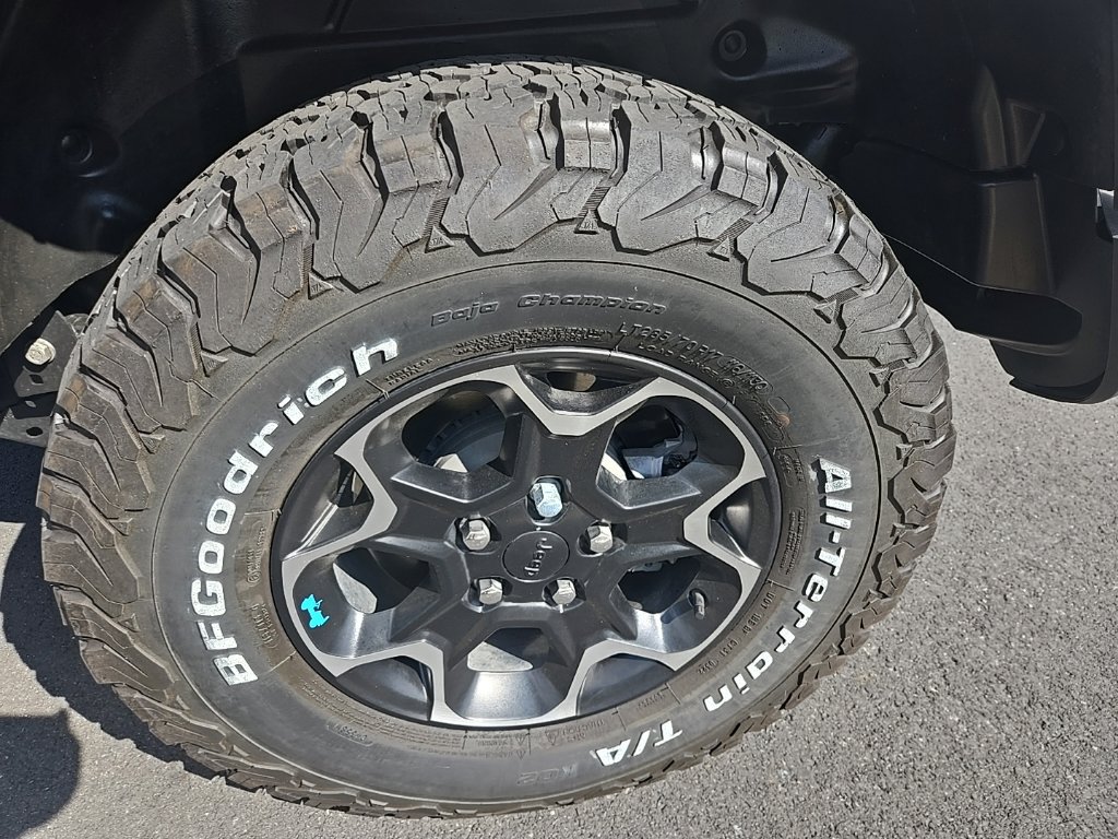 Used 2022 Jeep Wrangler Unlimited Rubicon 4xe AWD/4WD image 10