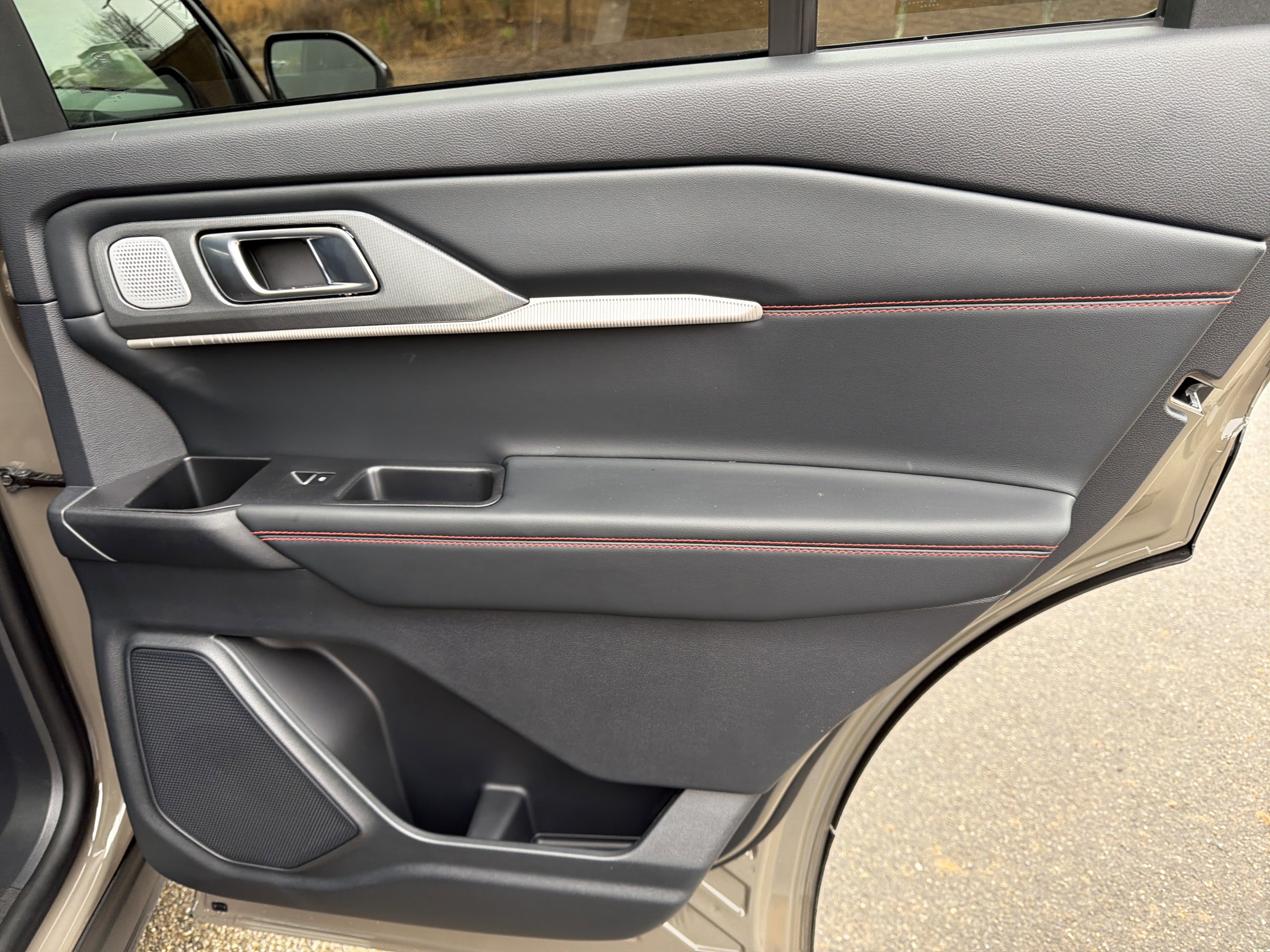 Used 2026 Ford Explorer ST w/ Sun And Sound Package image 16