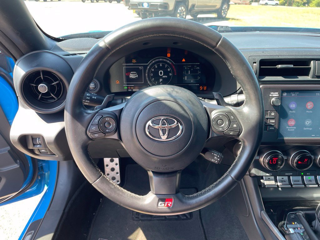 Used 2022 Toyota GR86 Premium RWD image 15