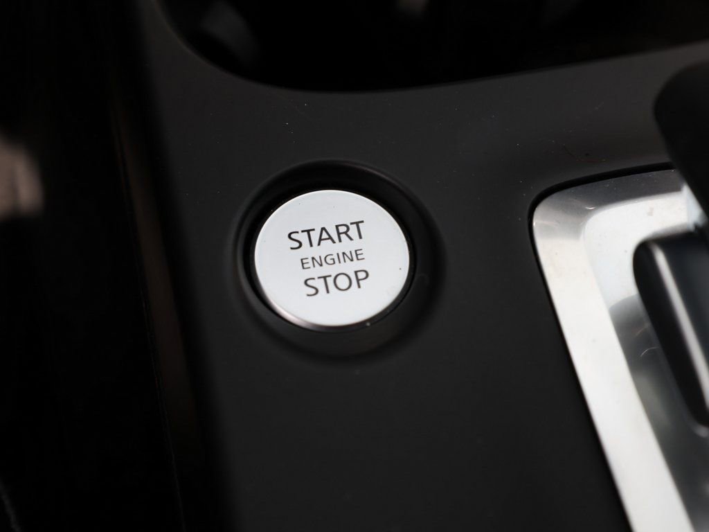 Certified 2025 INFINITI QX50 Luxe image 30