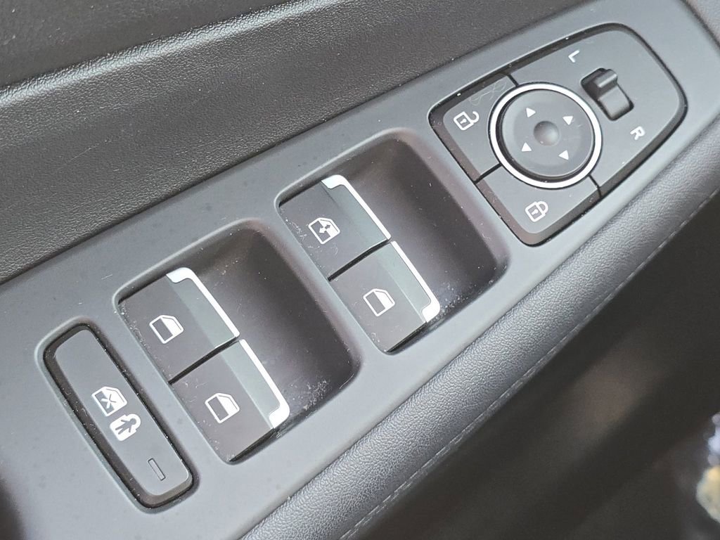 Used 2023 Hyundai Santa Fe SE w/ Cargo Package image 25