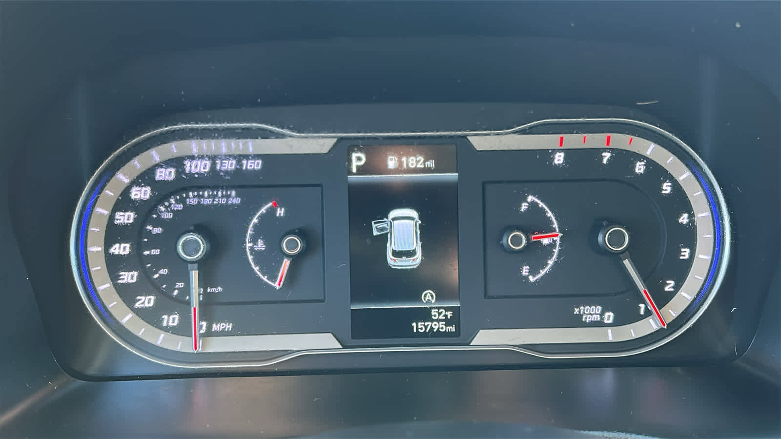 Used 2023 Hyundai Tucson SE image 12