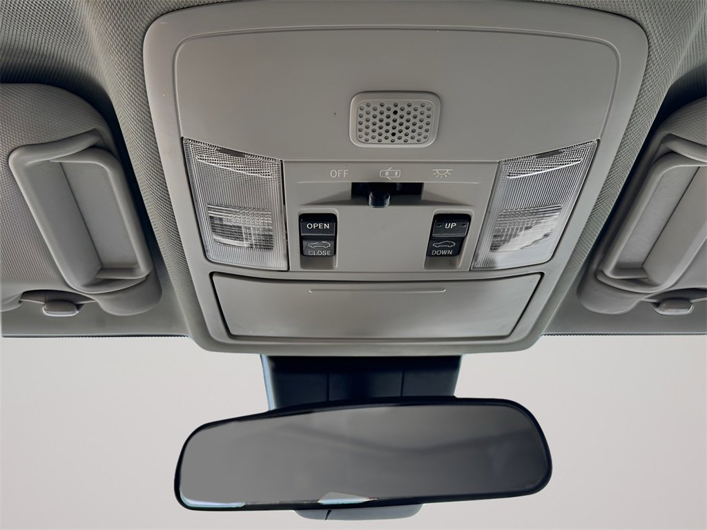 Used 2018 Toyota RAV4 XLE image 31