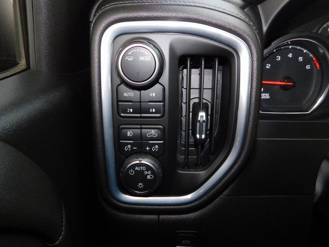 Used 2022 Chevrolet Silverado 1500 LT Trail Boss image 27