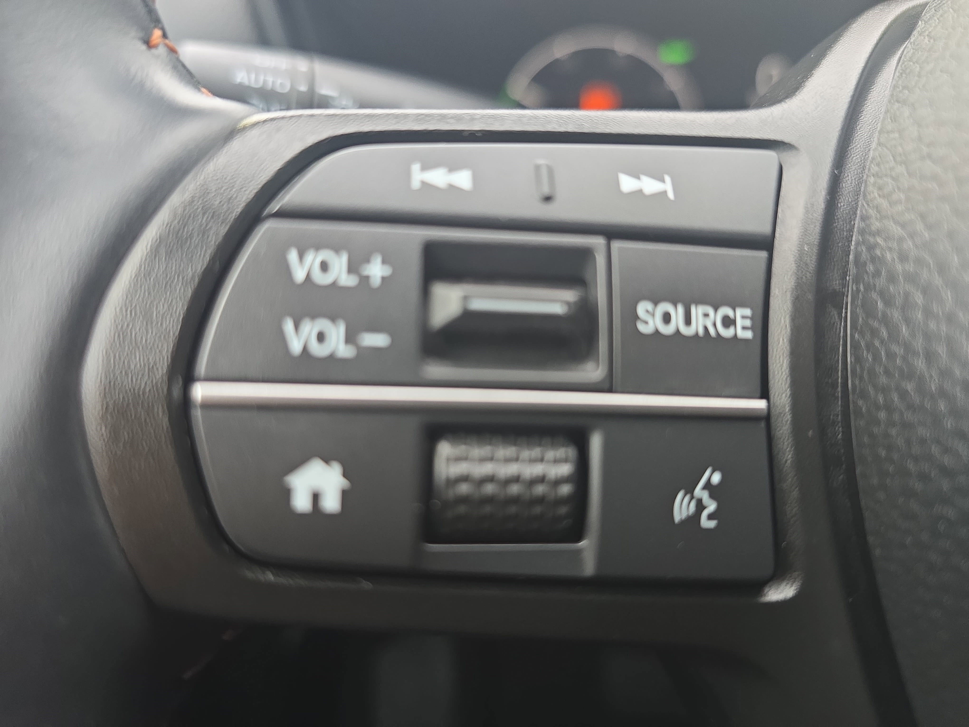 Used 2025 Honda CR-V Sport image 16