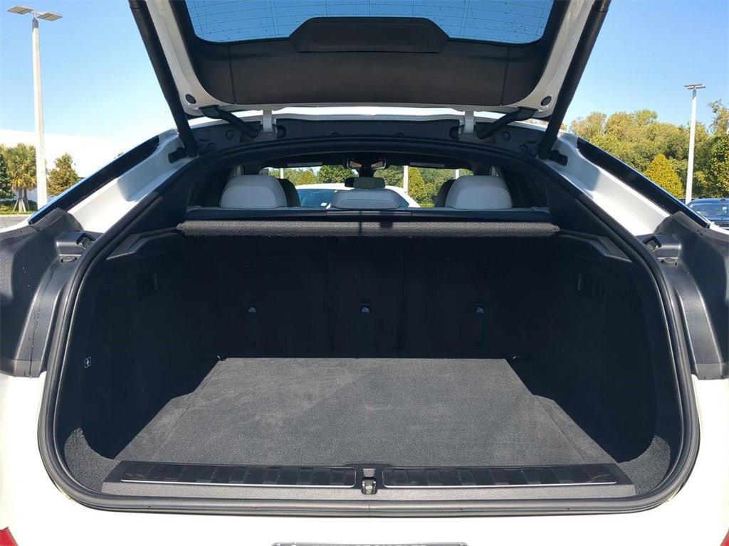 Used 2021 BMW X6 xDrive40i w/ M Sport Package image 14