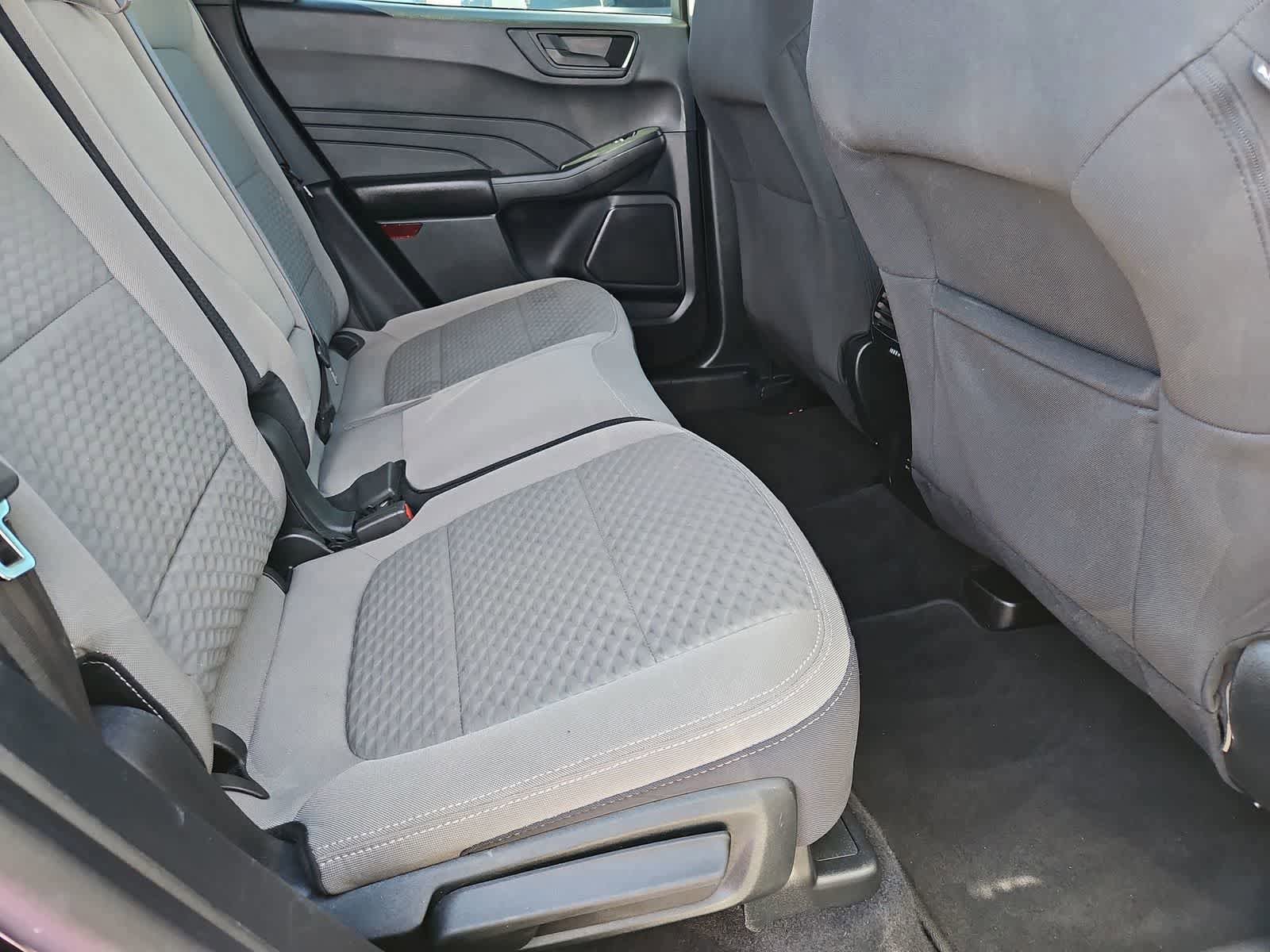 Used 2022 Ford Escape SE w/ Convenience Package FWD image 24