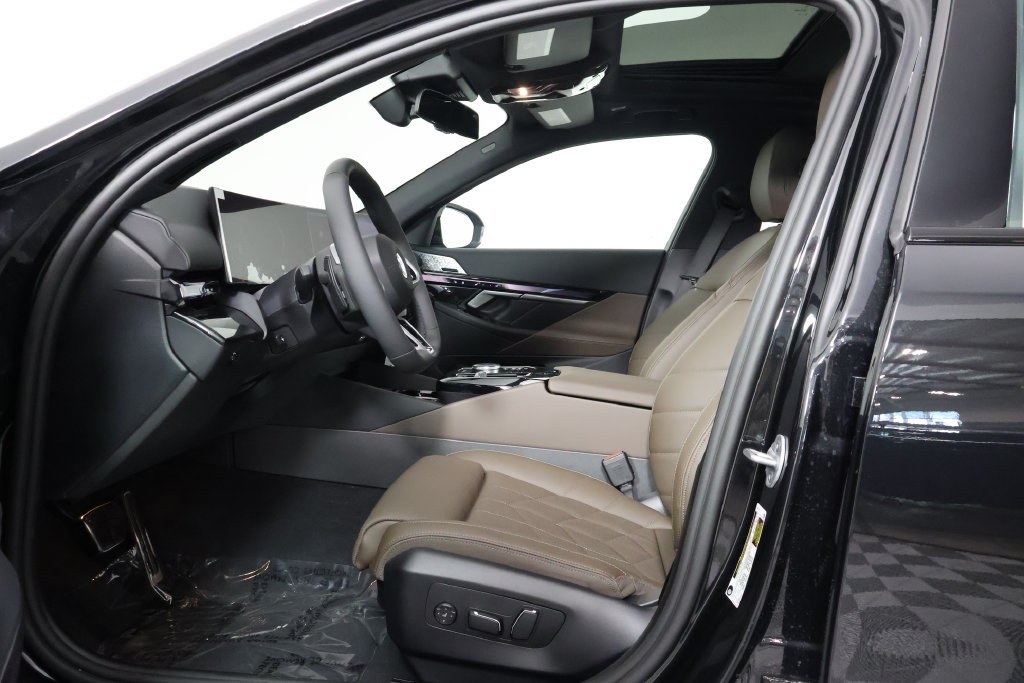 New 2027 BMW 530i w/ M Sport Package RWD image 5