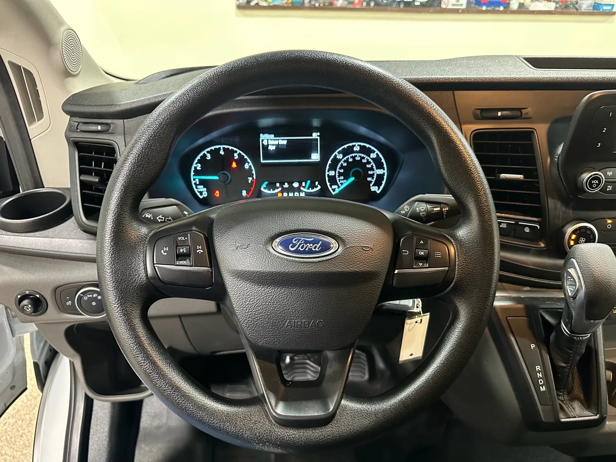 Used 2020 Ford Transit 150 Medium Roof RWD image 34