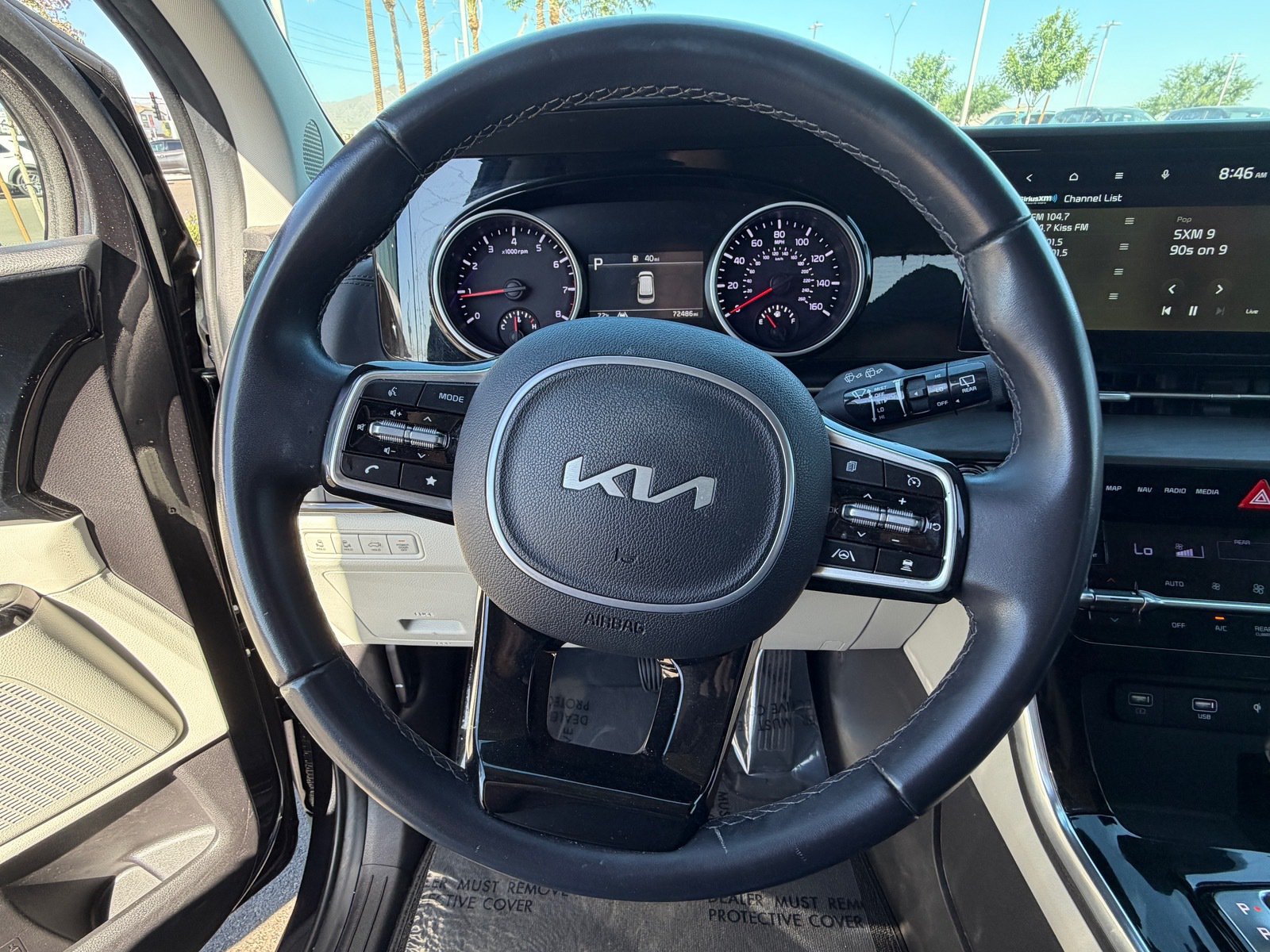 Used 2024 Kia Carnival EX FWD image 21