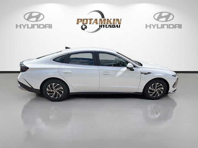 New 2026 Hyundai Sonata Blue image 4