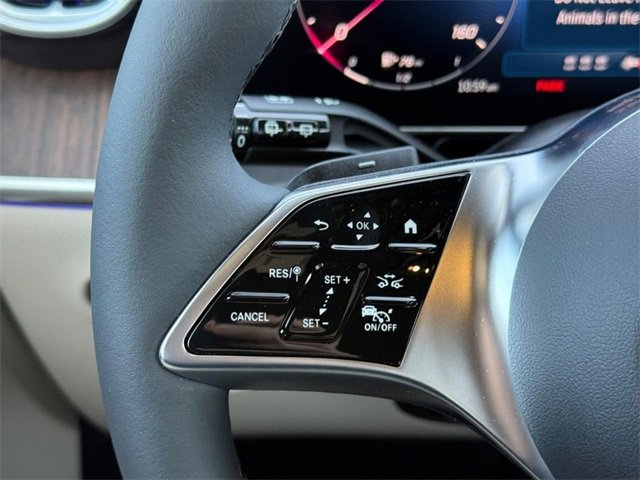 Used 2025 Mercedes-Benz GLC 300 GLC 300 image 16