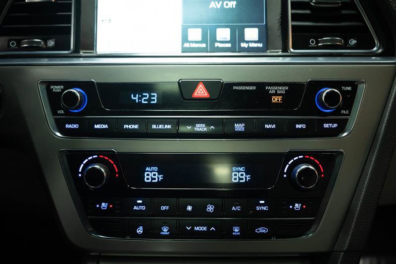 Used 2015 Hyundai Sonata Limited w/ Option Group 05 image 21