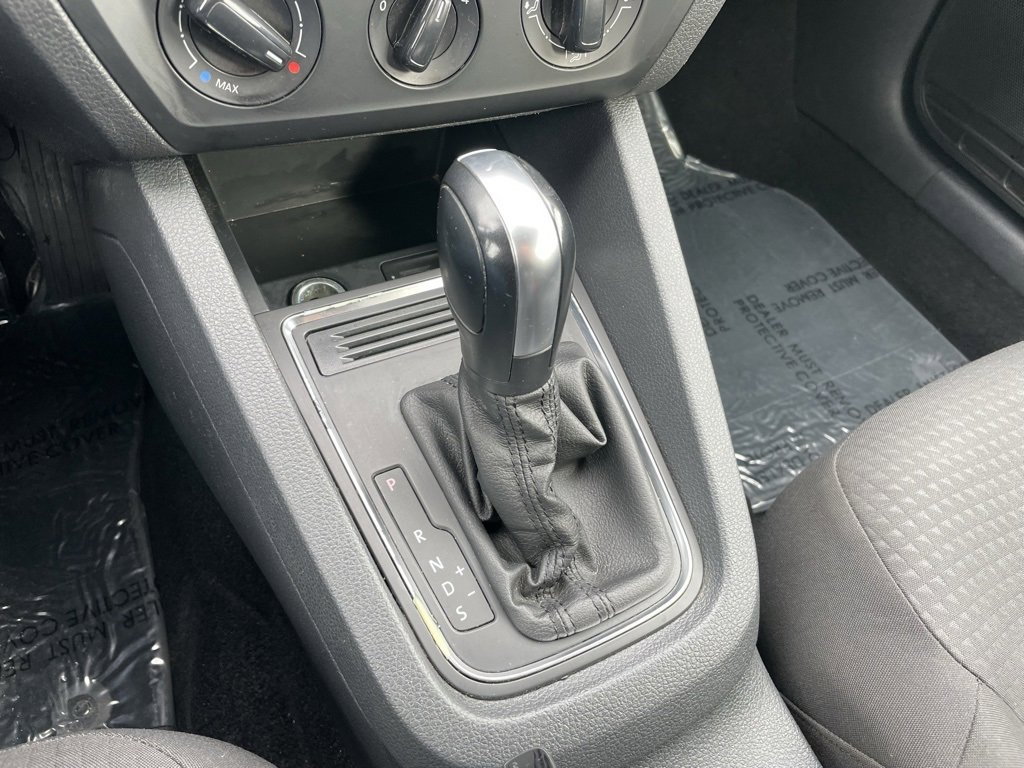 Used 2016 Volkswagen Jetta S image 13