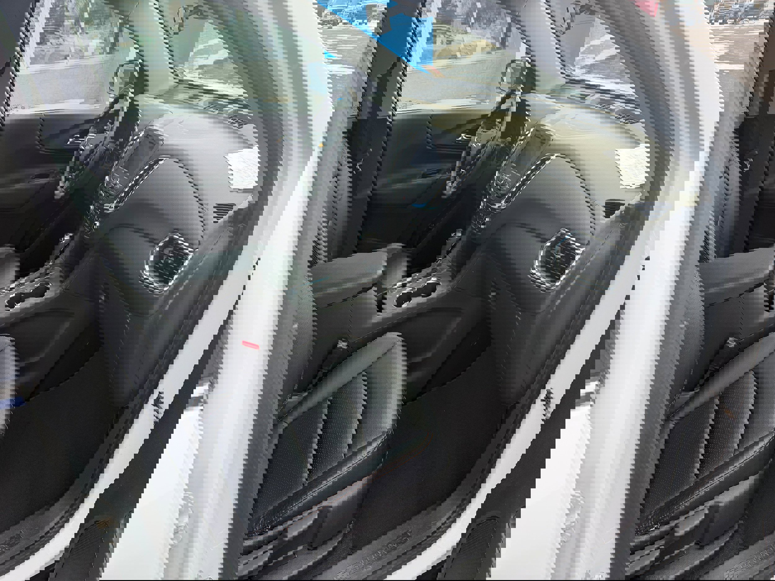 Used 2021 Chevrolet Equinox LT image 5